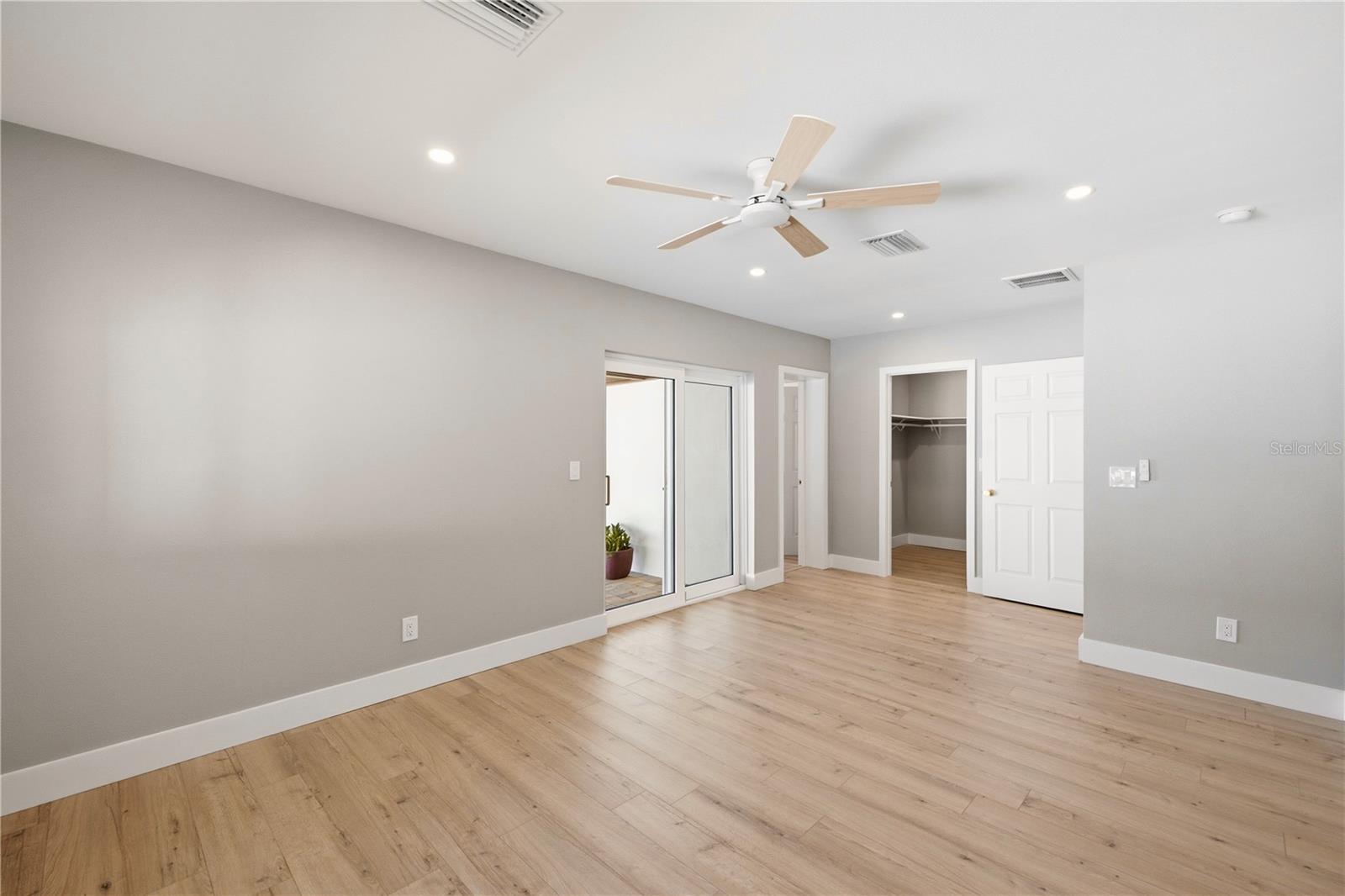1900 60th St S Property Photo 17