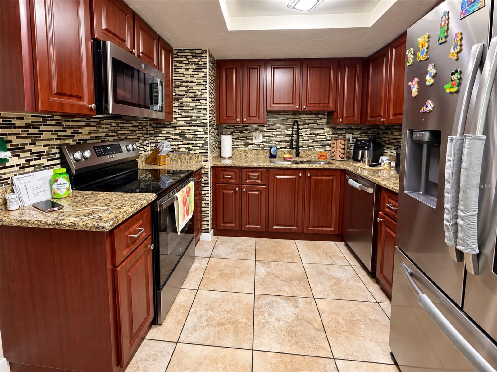 5513 Golden Dr Property Photo 6