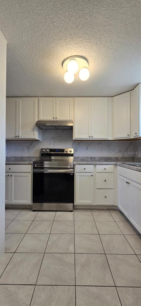 6340 Providence Cir #202 Property Photo 2