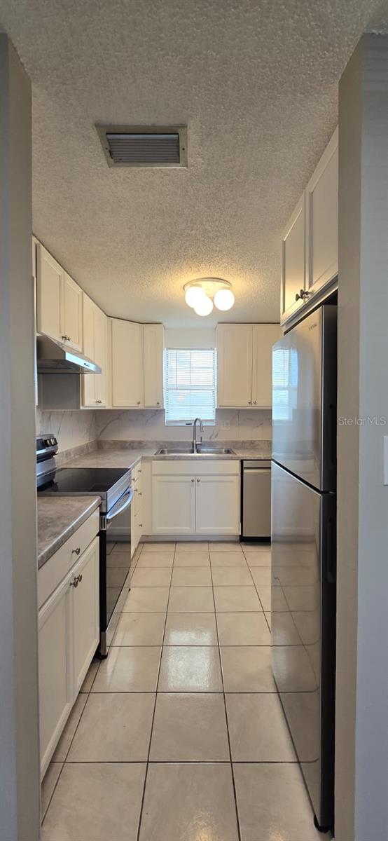 6340 Providence Cir #202 Property Photo 3