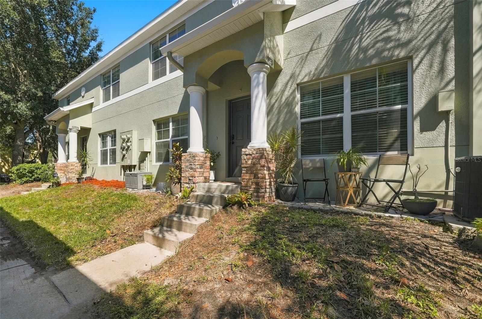 10938 KEYS GATE DR Property Photo 1