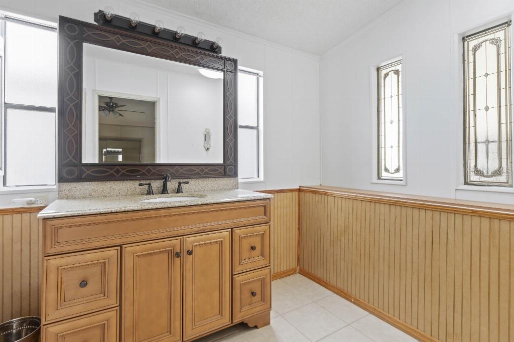 4901 4th C St E Property Photo 15