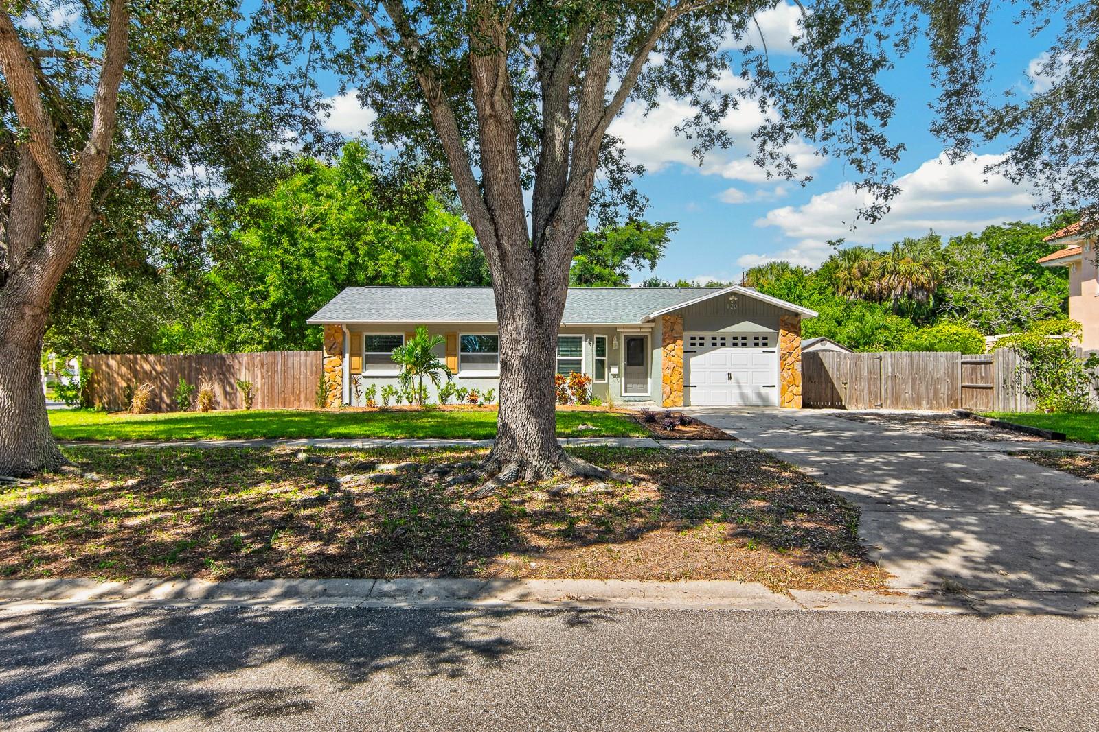 120 Orange Ave N Property Photo 42