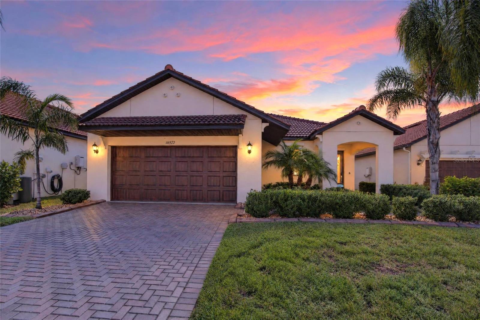 16922 Anchor Root St Property Photo 1