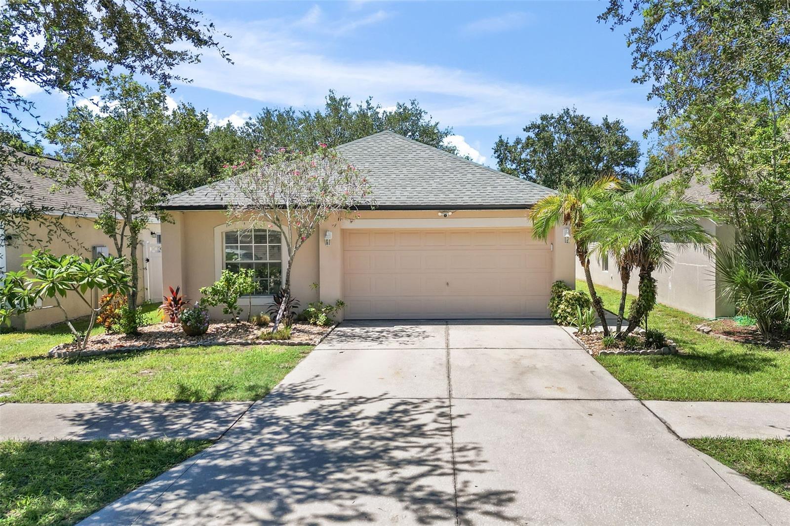 1012 Brenton Leaf Dr Property Photo 1