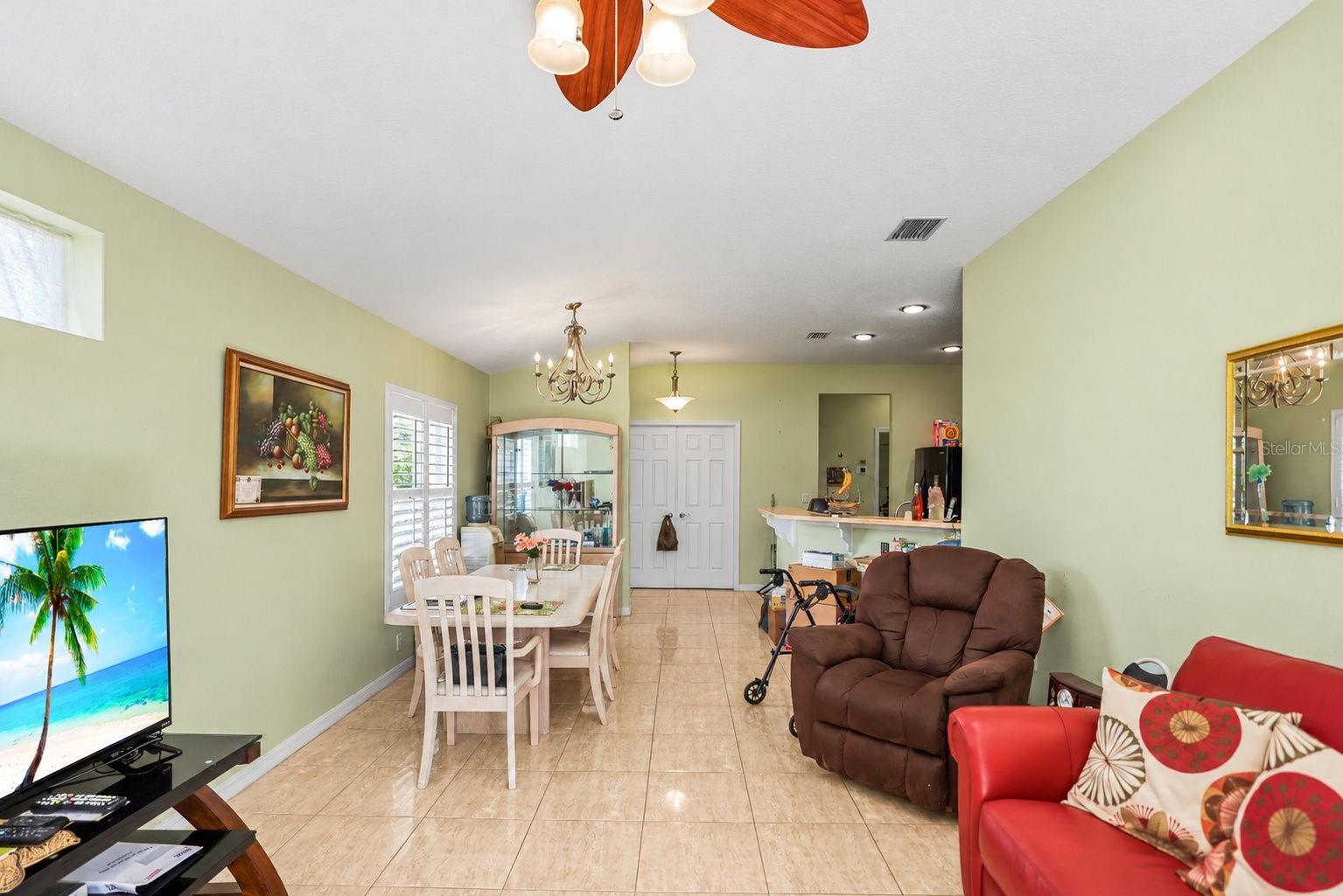 8524 Corinthian Way Property Photo 10