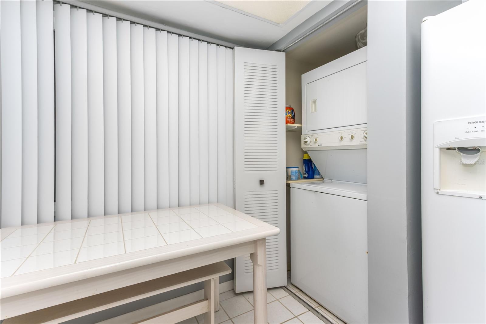 650 Island Way #602 Property Photo 13