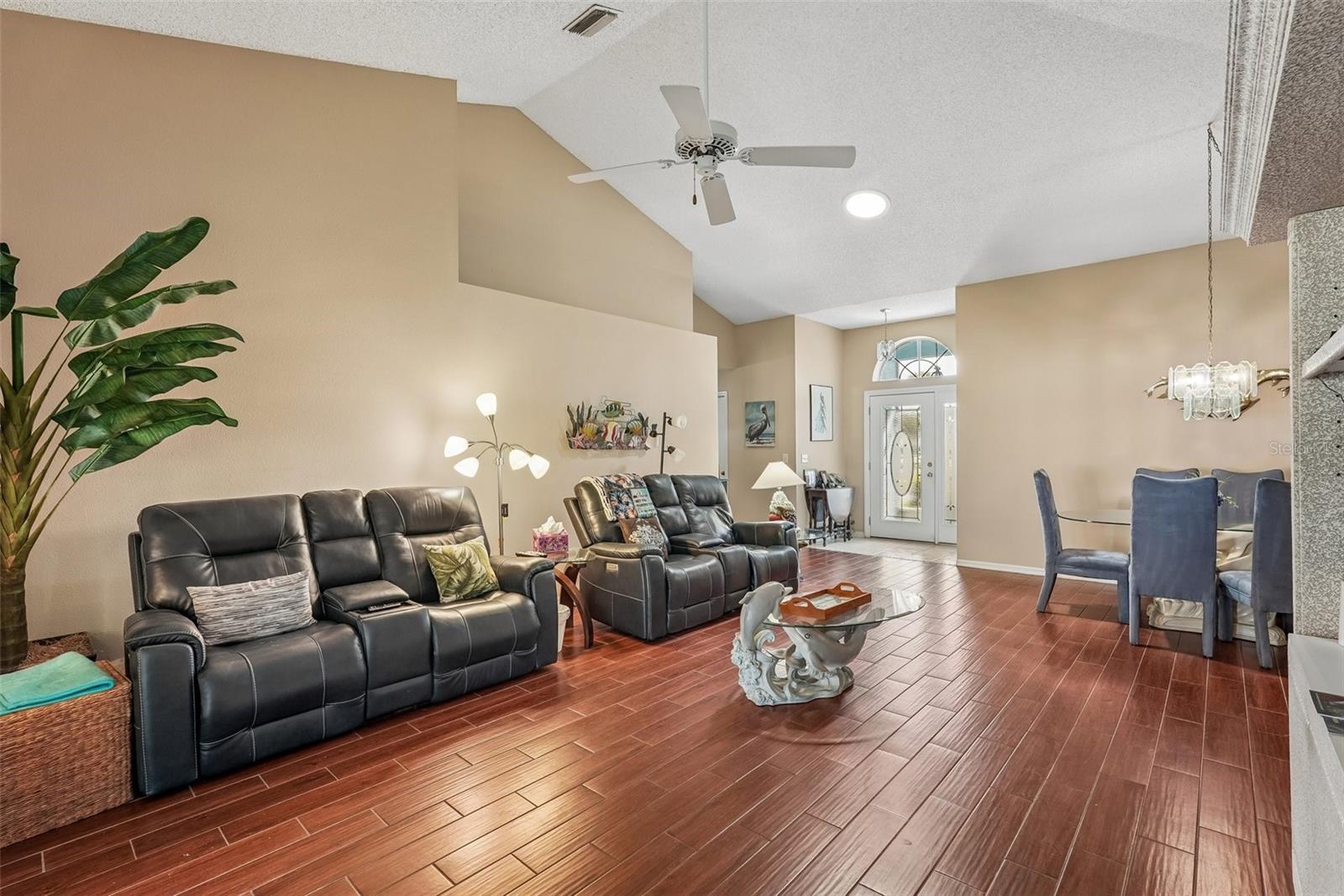 2058 Prestancia Ln Property Photo 4