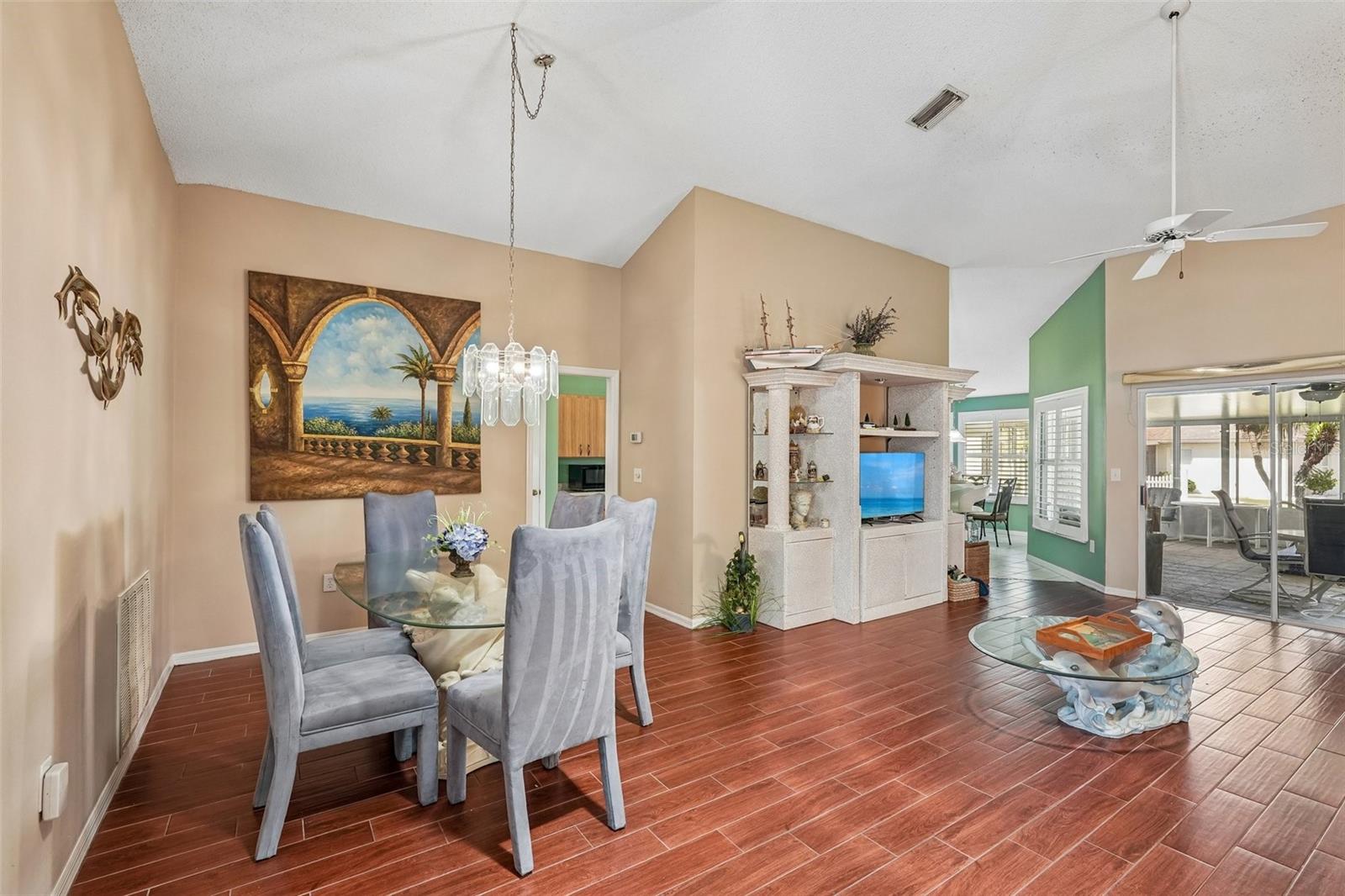 2058 Prestancia Ln Property Photo 7