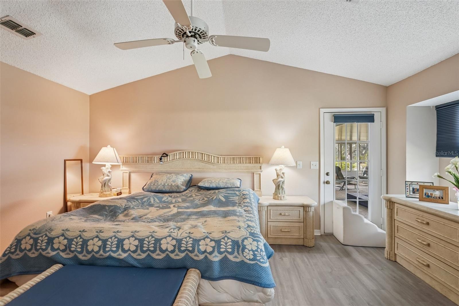 2058 Prestancia Ln Property Photo 13