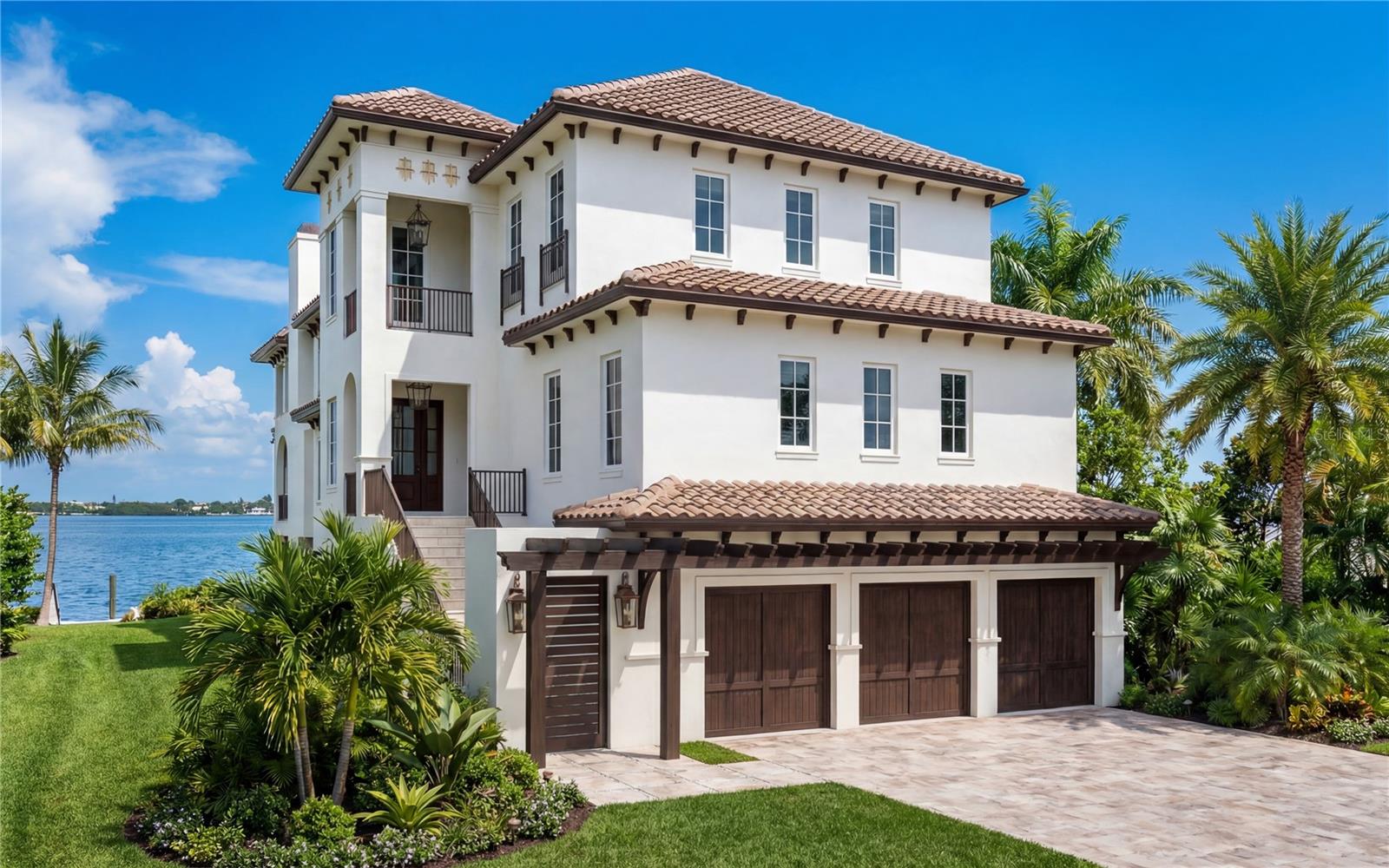 1835 Bayou Grande Blvd Ne Property Photo