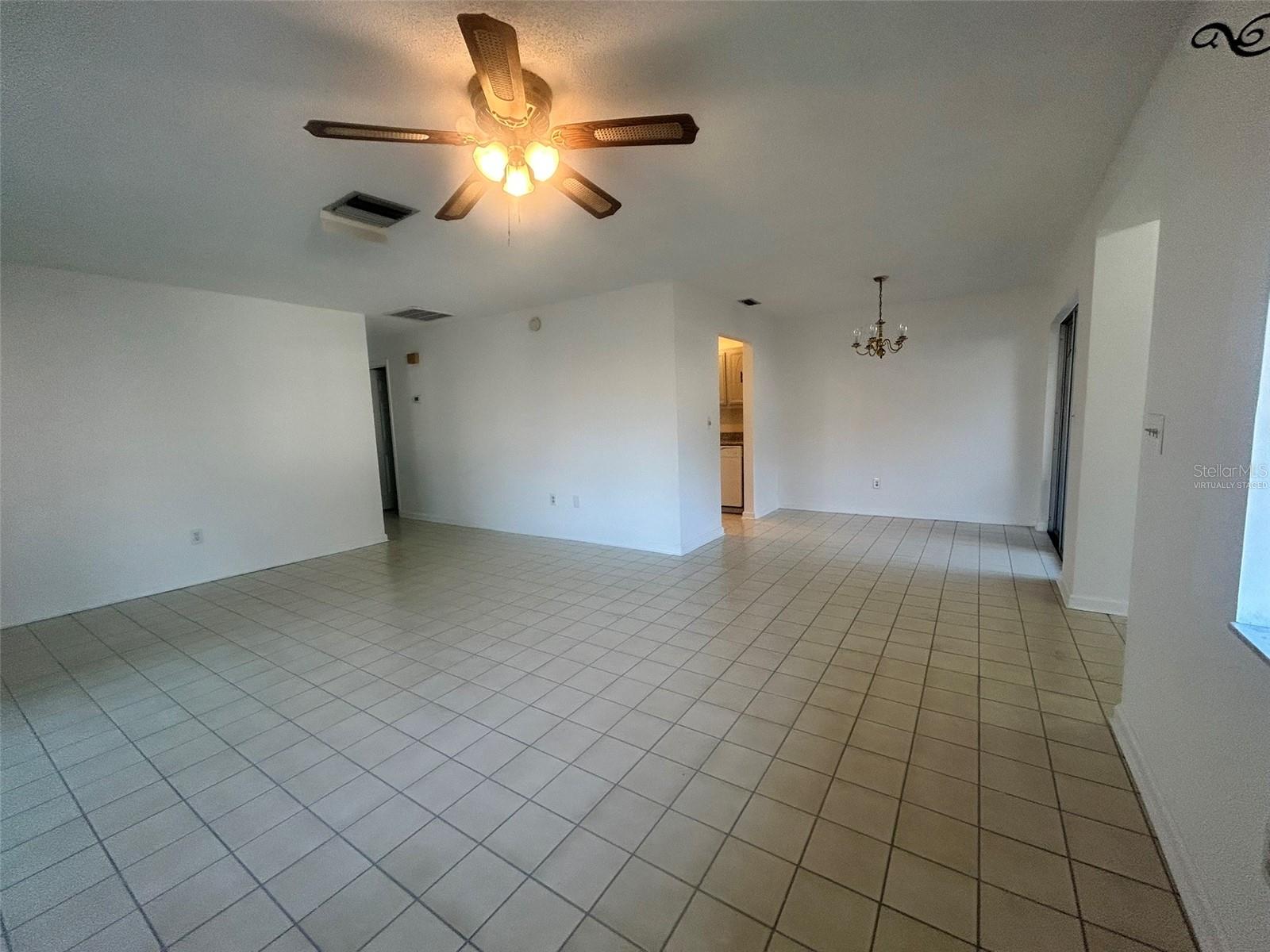 1235 14th Cir Se #93 Property Photo 4