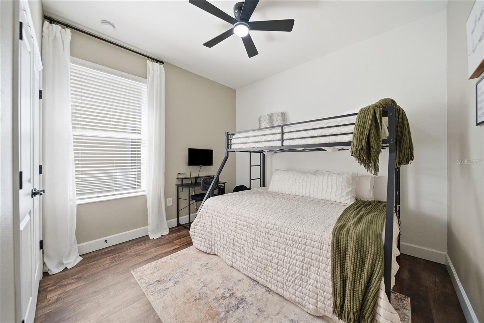 29218 Perilli Pl Property Photo 24