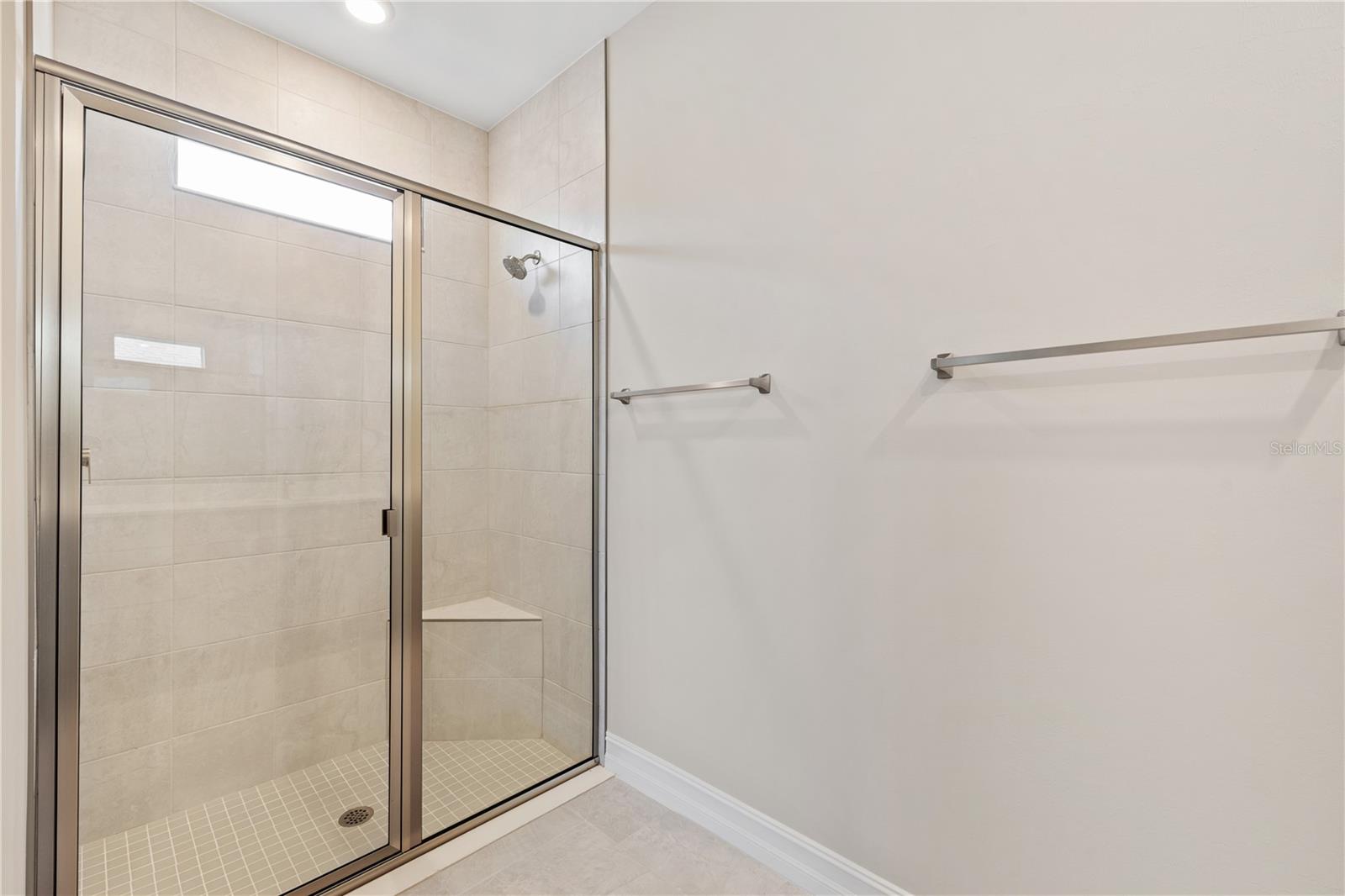 17740 Shade Tree Loop Property Photo 21
