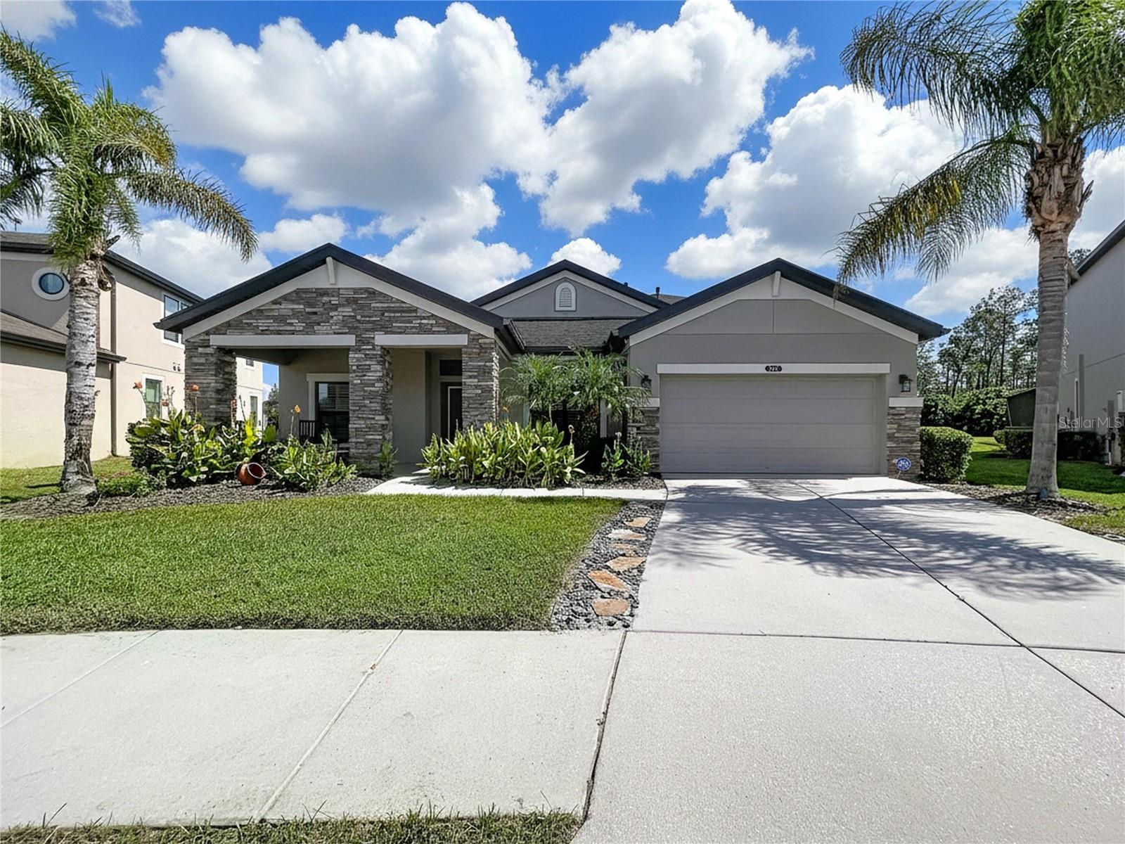 8144 SEQUESTER LOOP Property Photo 1