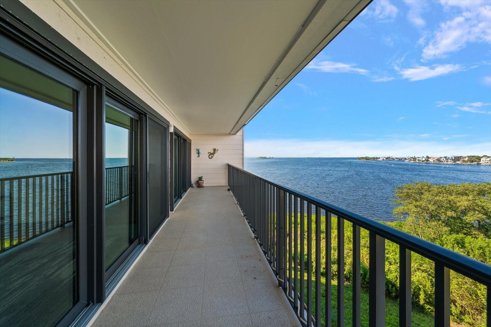 2700 Bayshore Blvd #11404 Property Photo 2