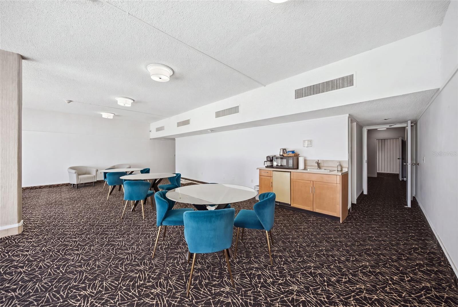4141 Bayshore Blvd #905 Property Photo 28