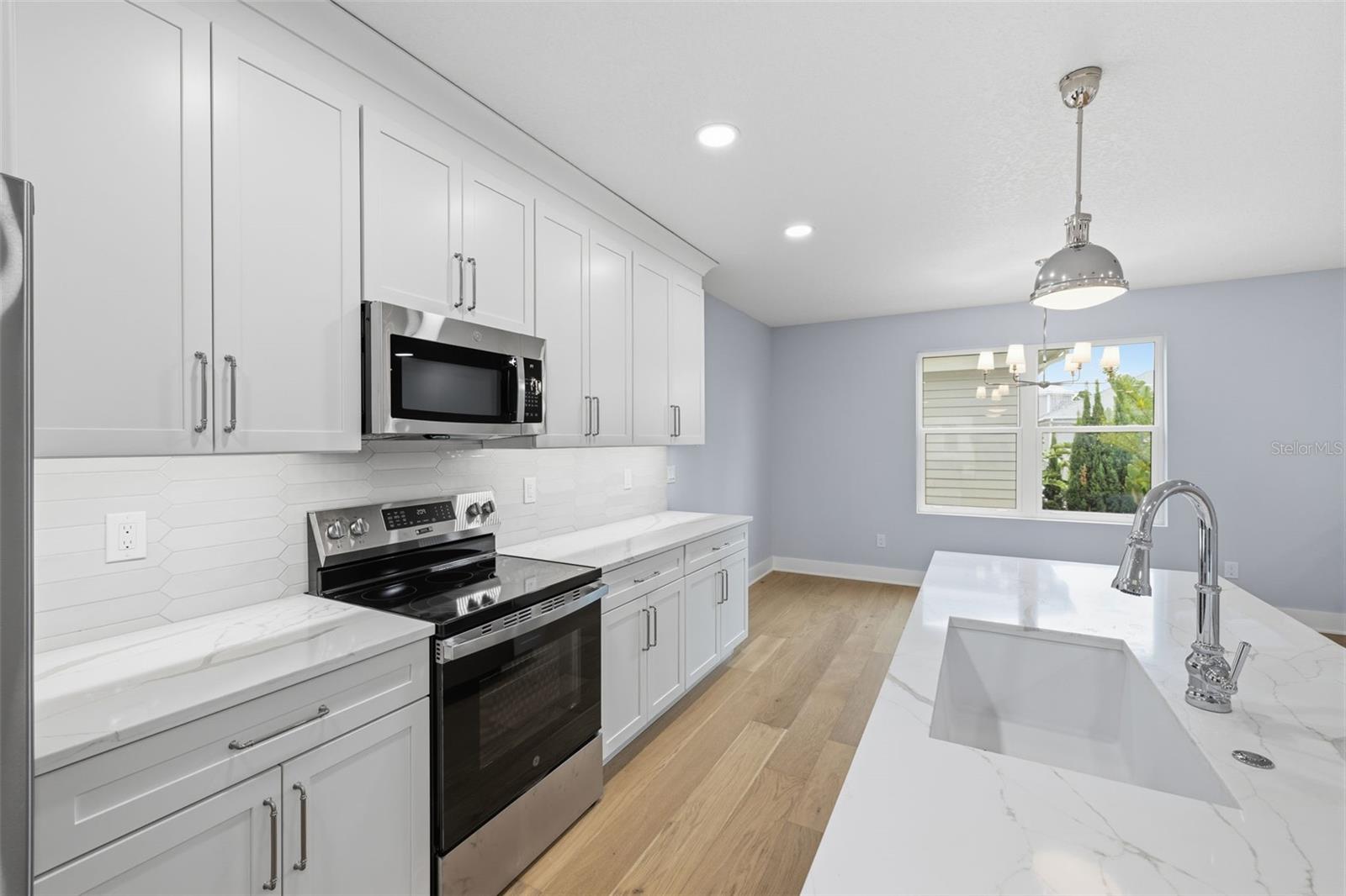 4208 W Carmen St #c Property Photo 12