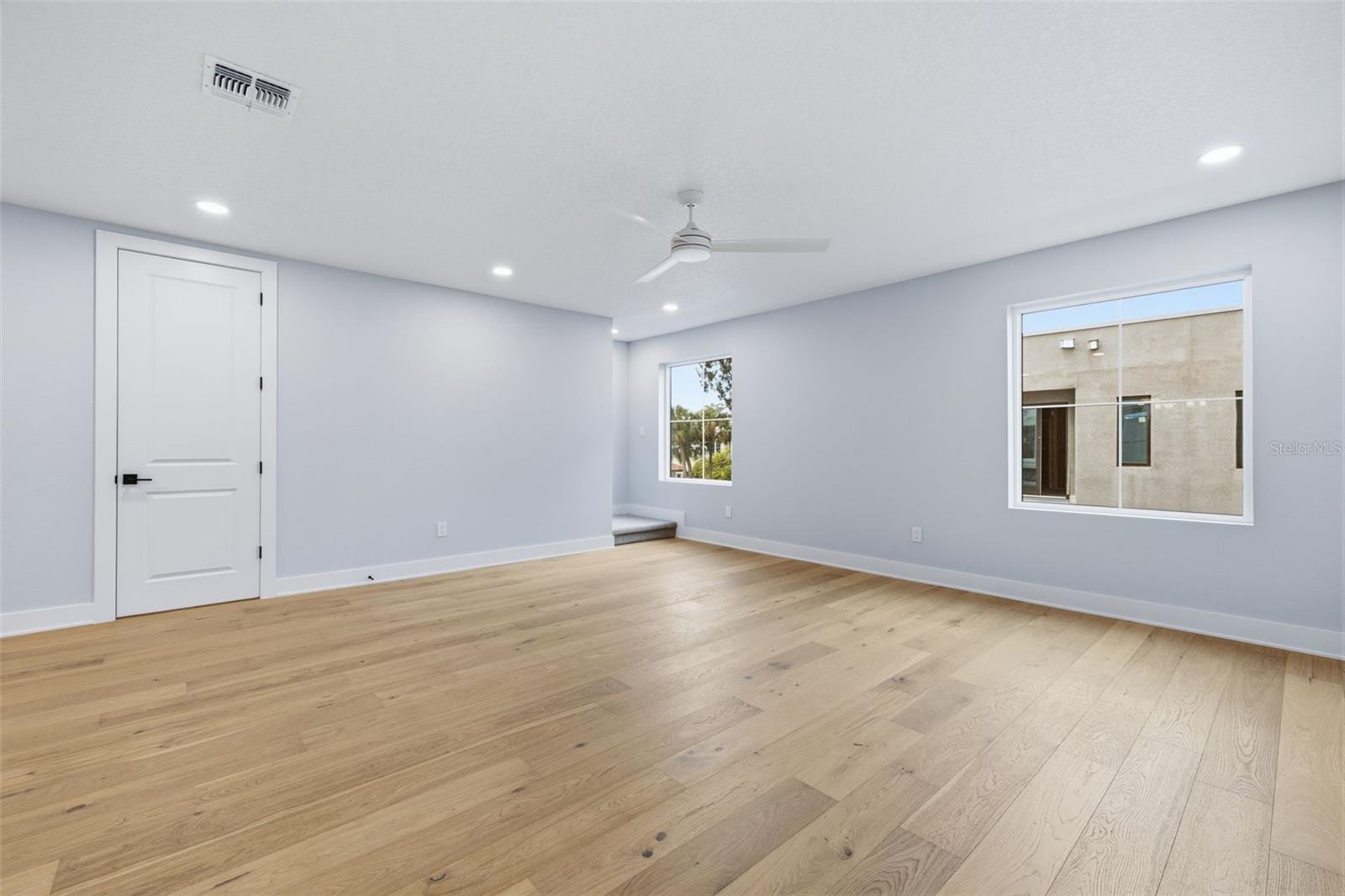 4208 W Carmen St #c Property Photo 14