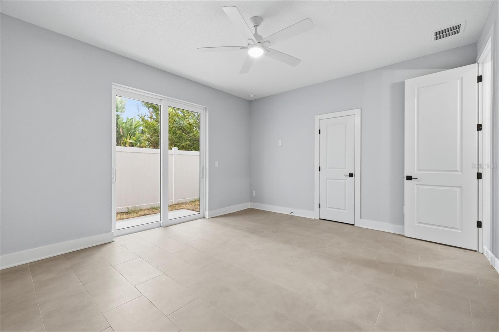 4208 W Carmen St #c Property Photo 29