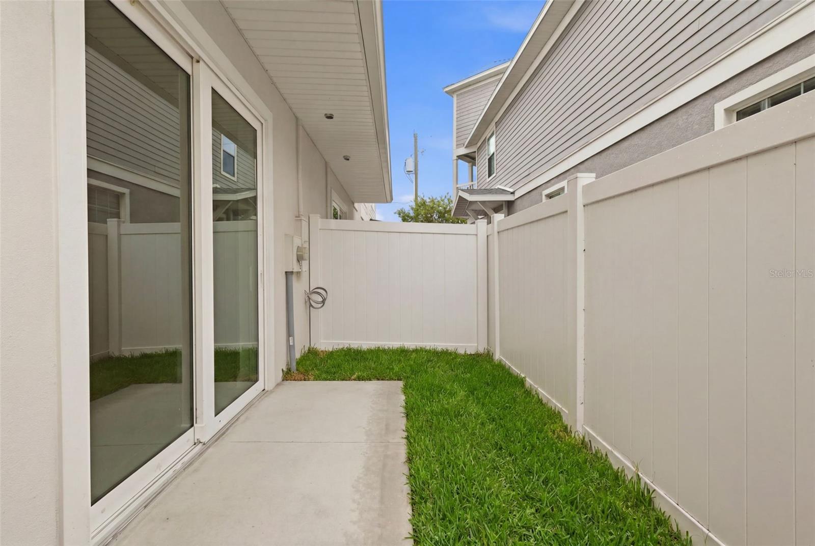 4208 W Carmen St #c Property Photo 32
