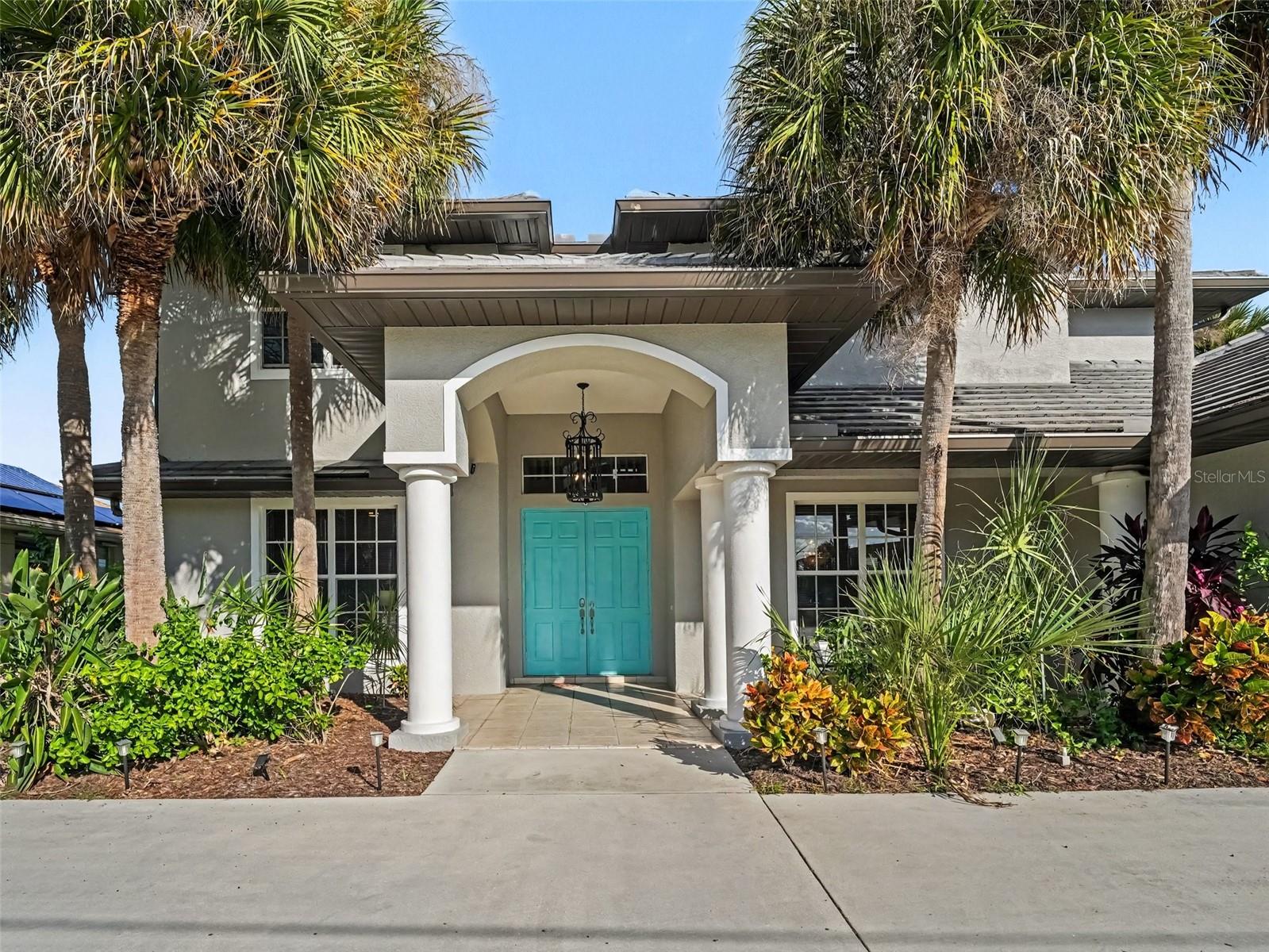 2674 Lake View Blvd Property Photo 1