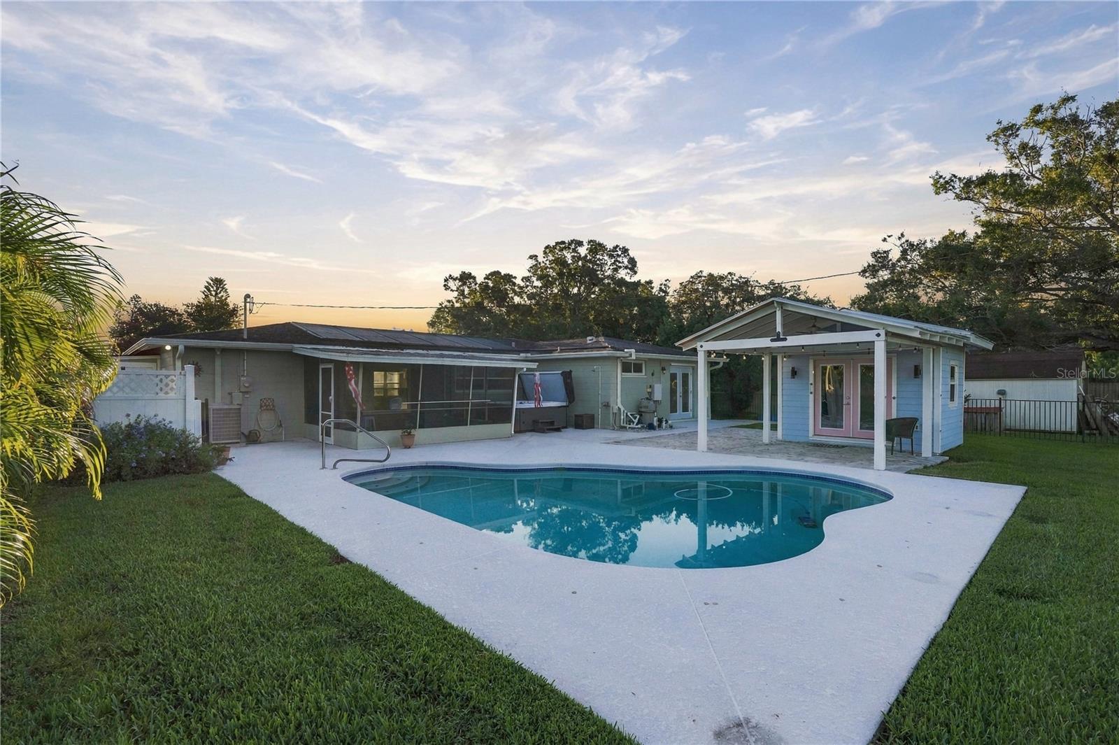 4822 60th Way N Property Photo 4