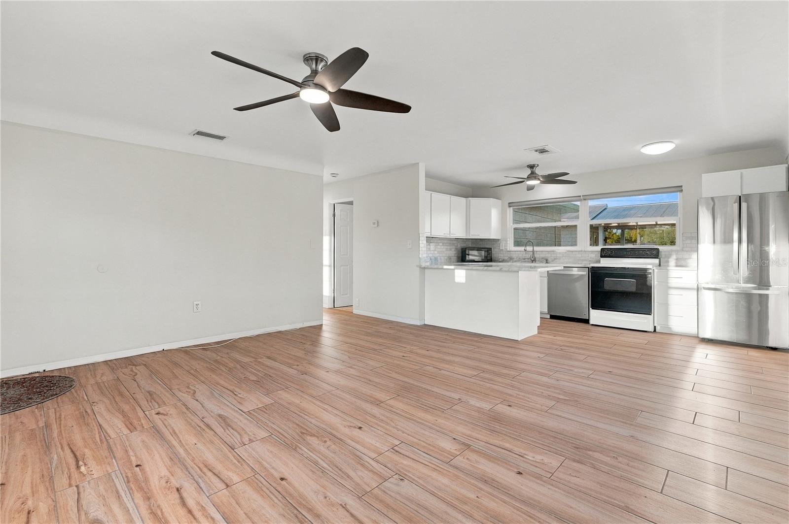 4822 60th Way N Property Photo 10