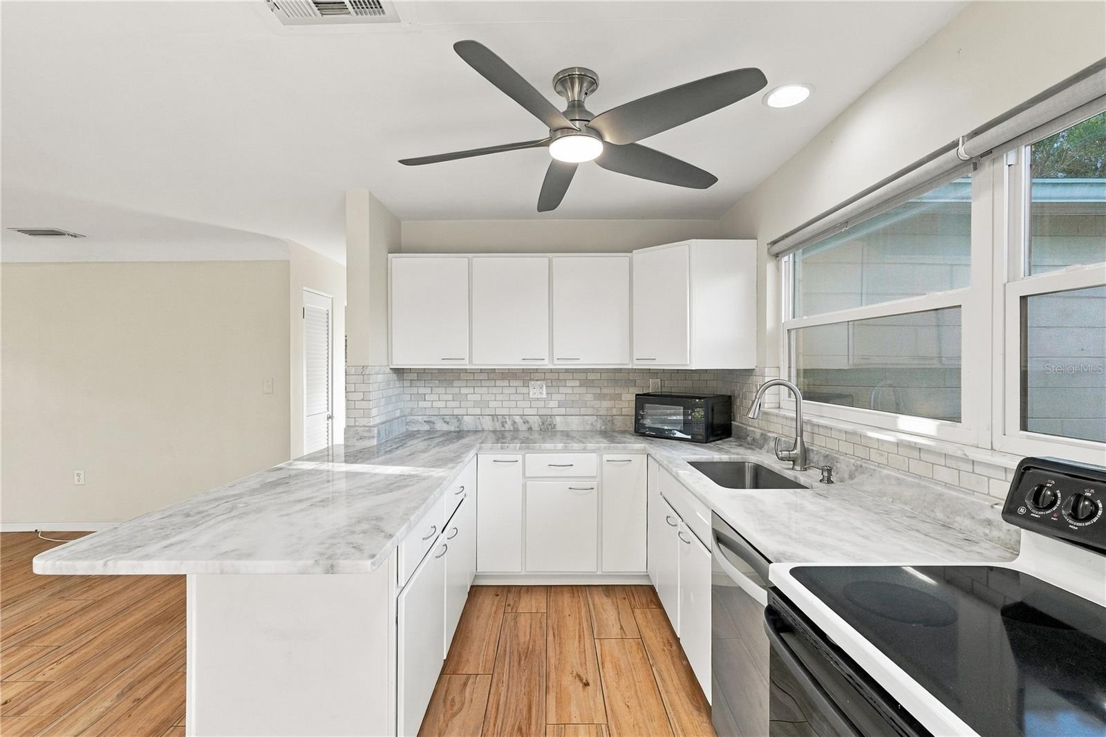 4822 60th Way N Property Photo 12