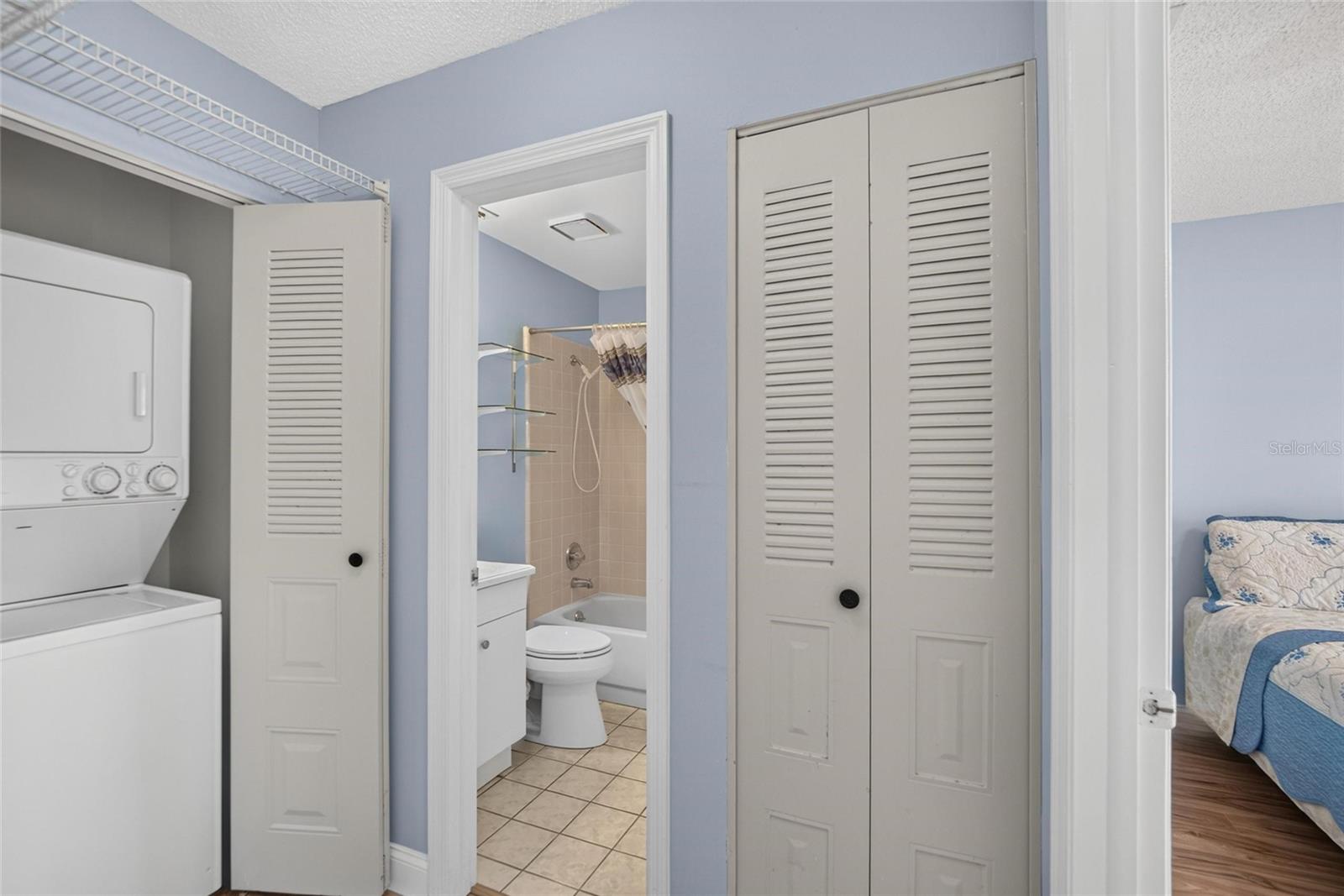 2017 Hullhouse Dr #351 Property Photo 12