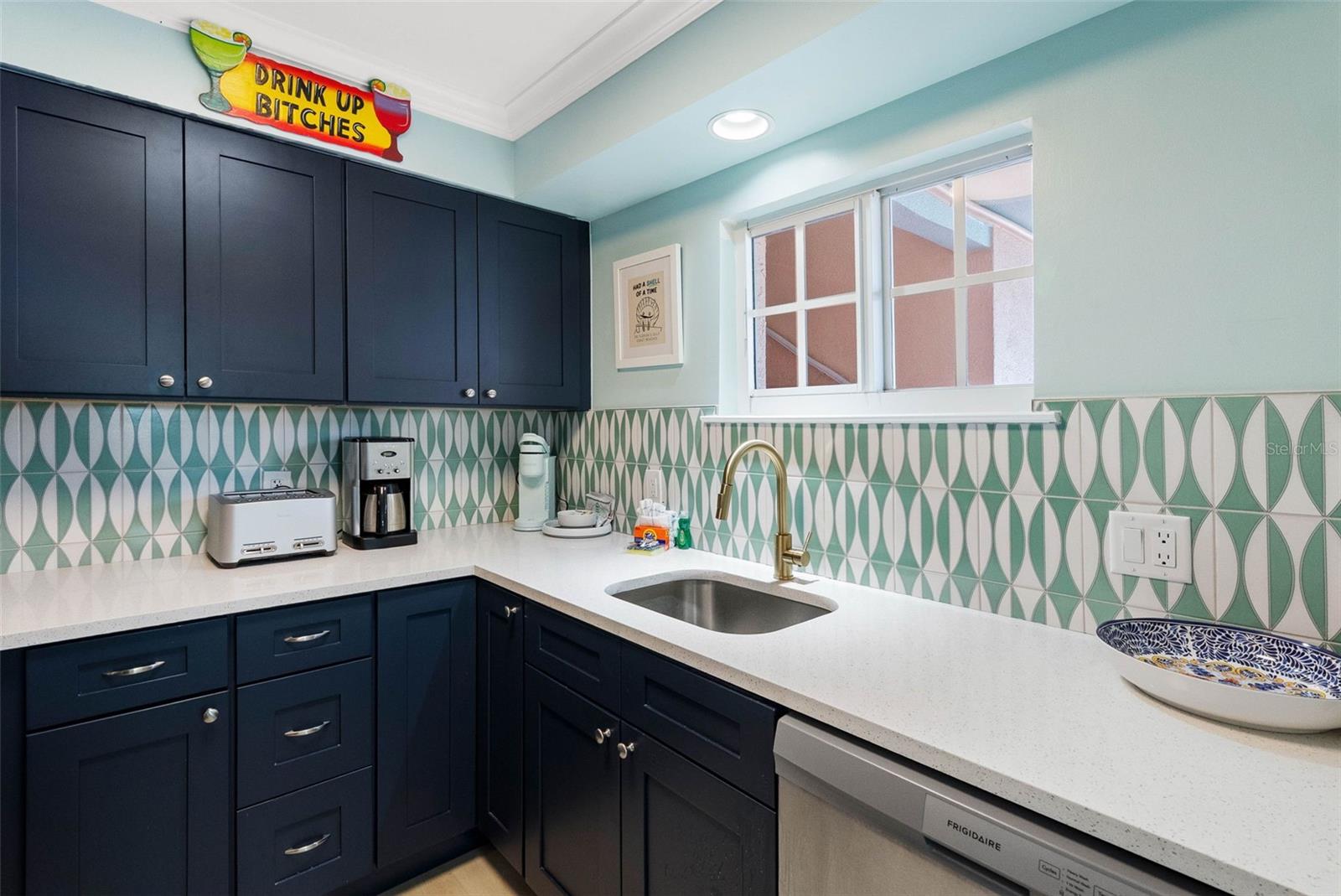 19417 Gulf Blvd #c105 Property Photo 11