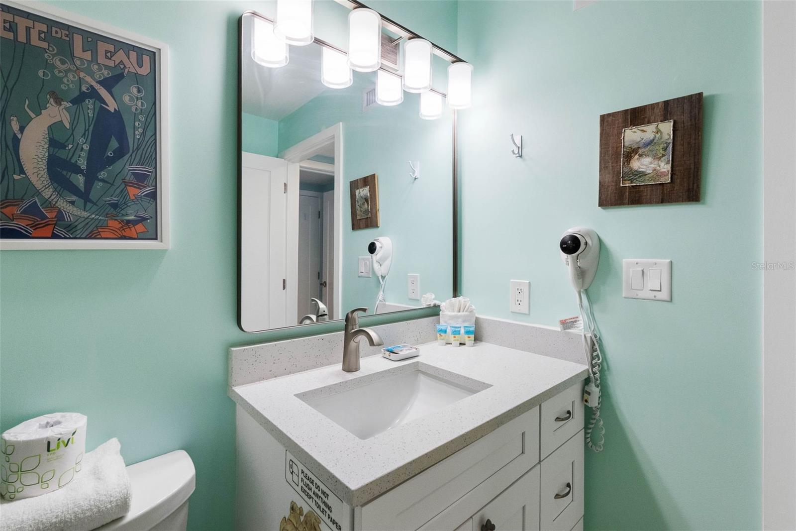 19417 Gulf Blvd #c105 Property Photo 16