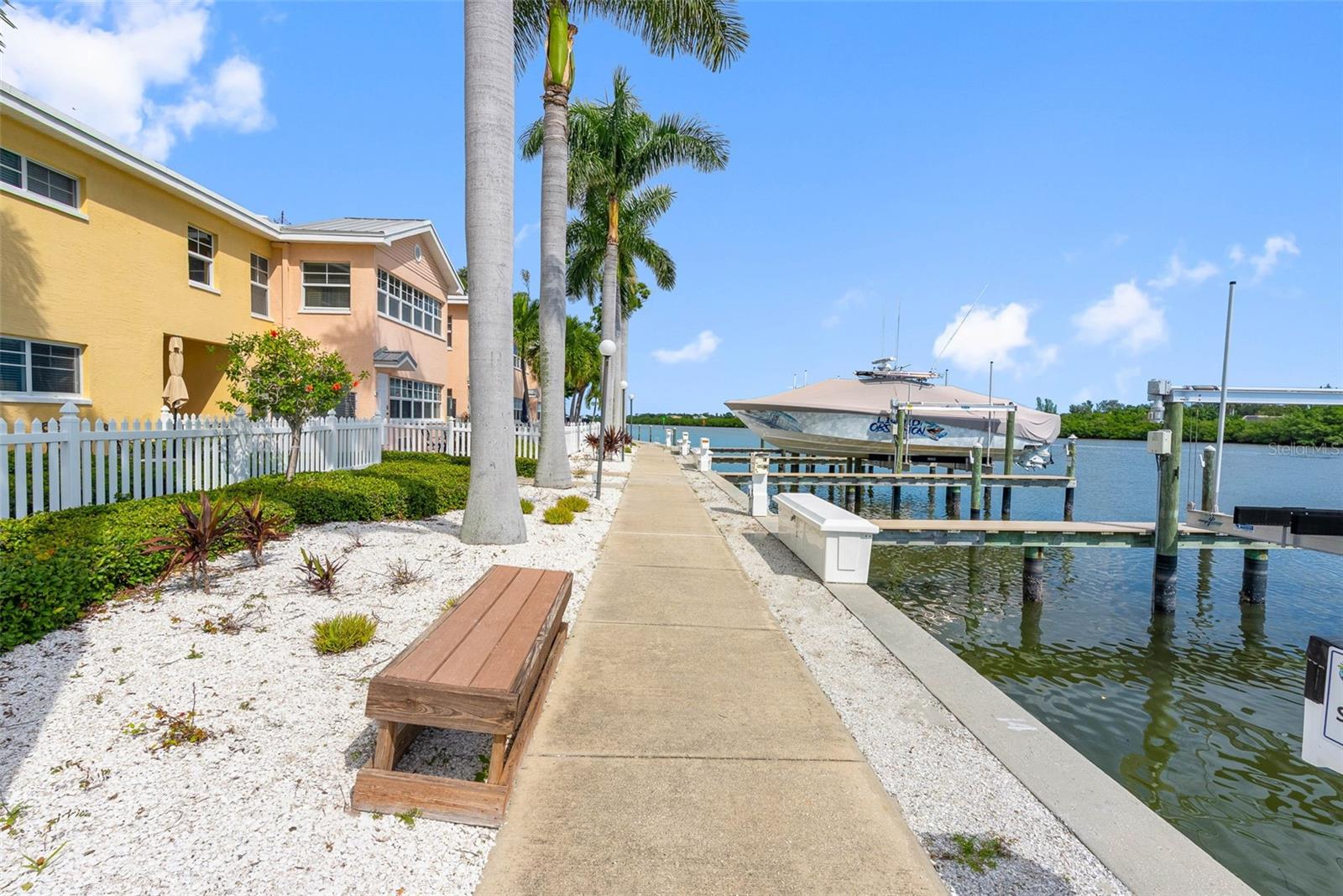 19417 Gulf Blvd #c105 Property Photo 34