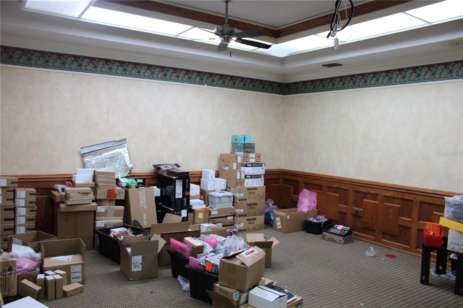 180 Alt 19 #a Property Photo 9