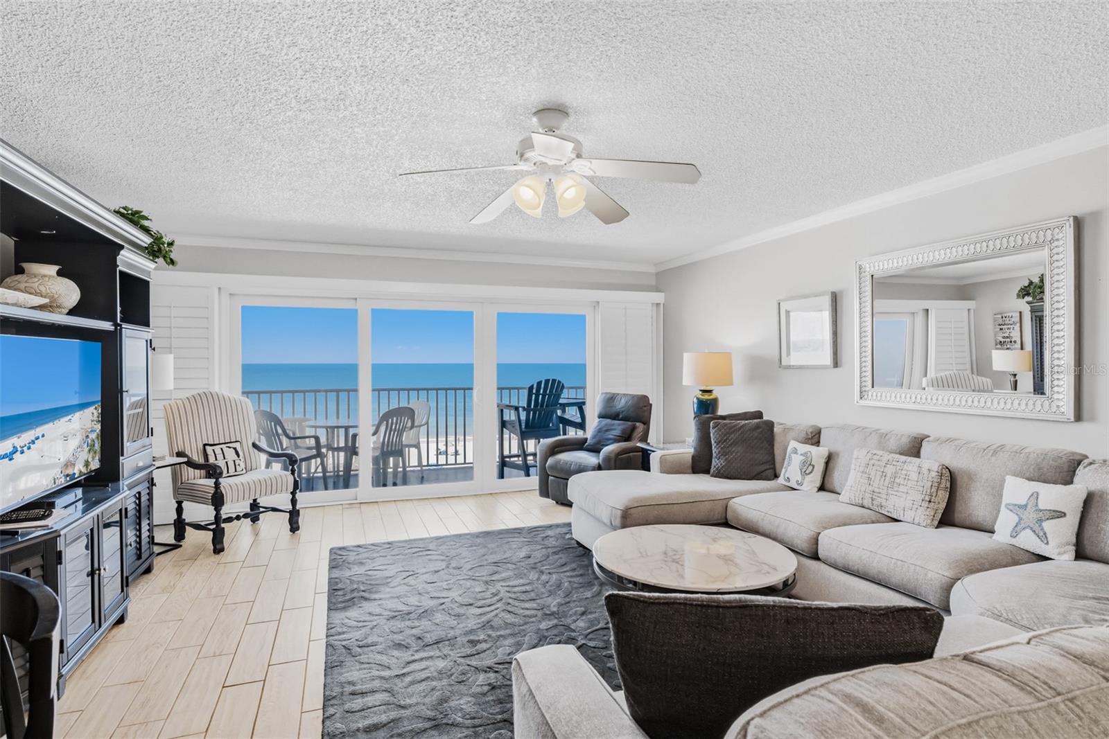 18500 Gulf Blvd #404 Property Photo 2