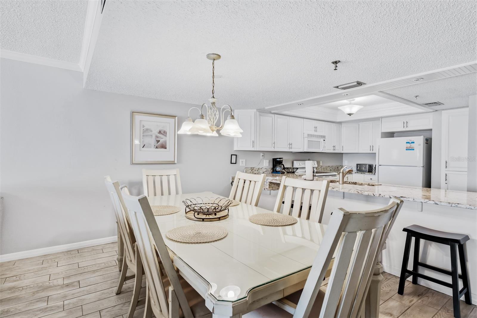 18500 Gulf Blvd #404 Property Photo 7