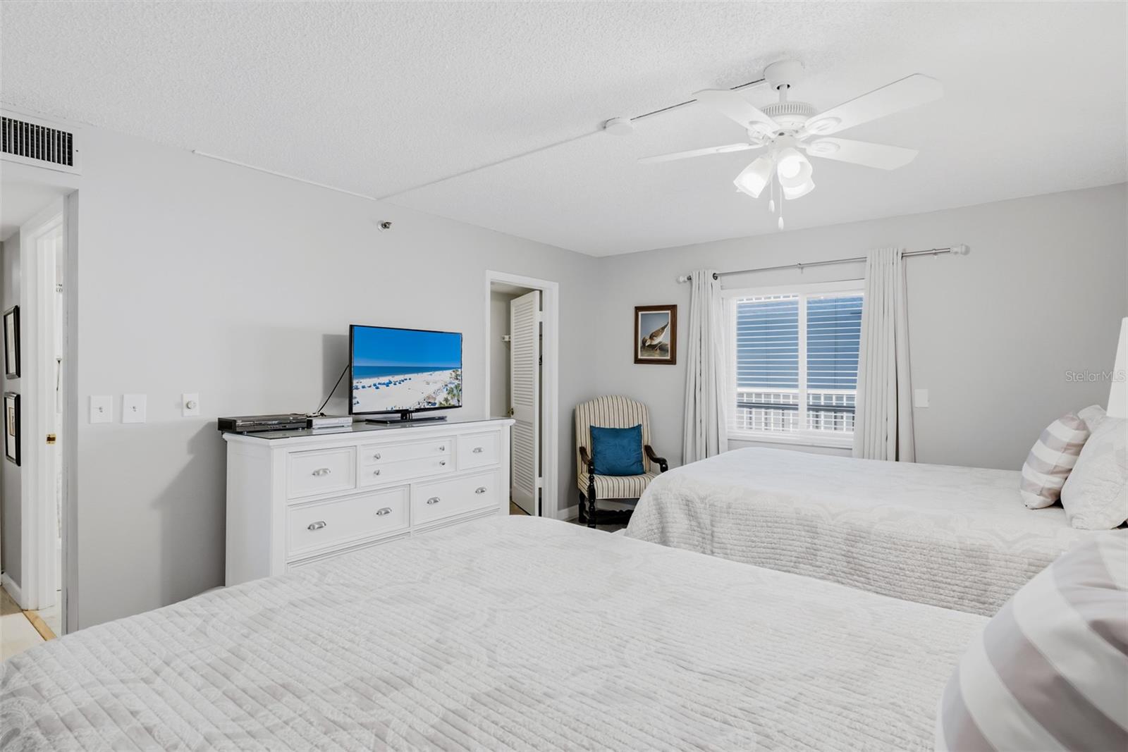 18500 Gulf Blvd #404 Property Photo 16
