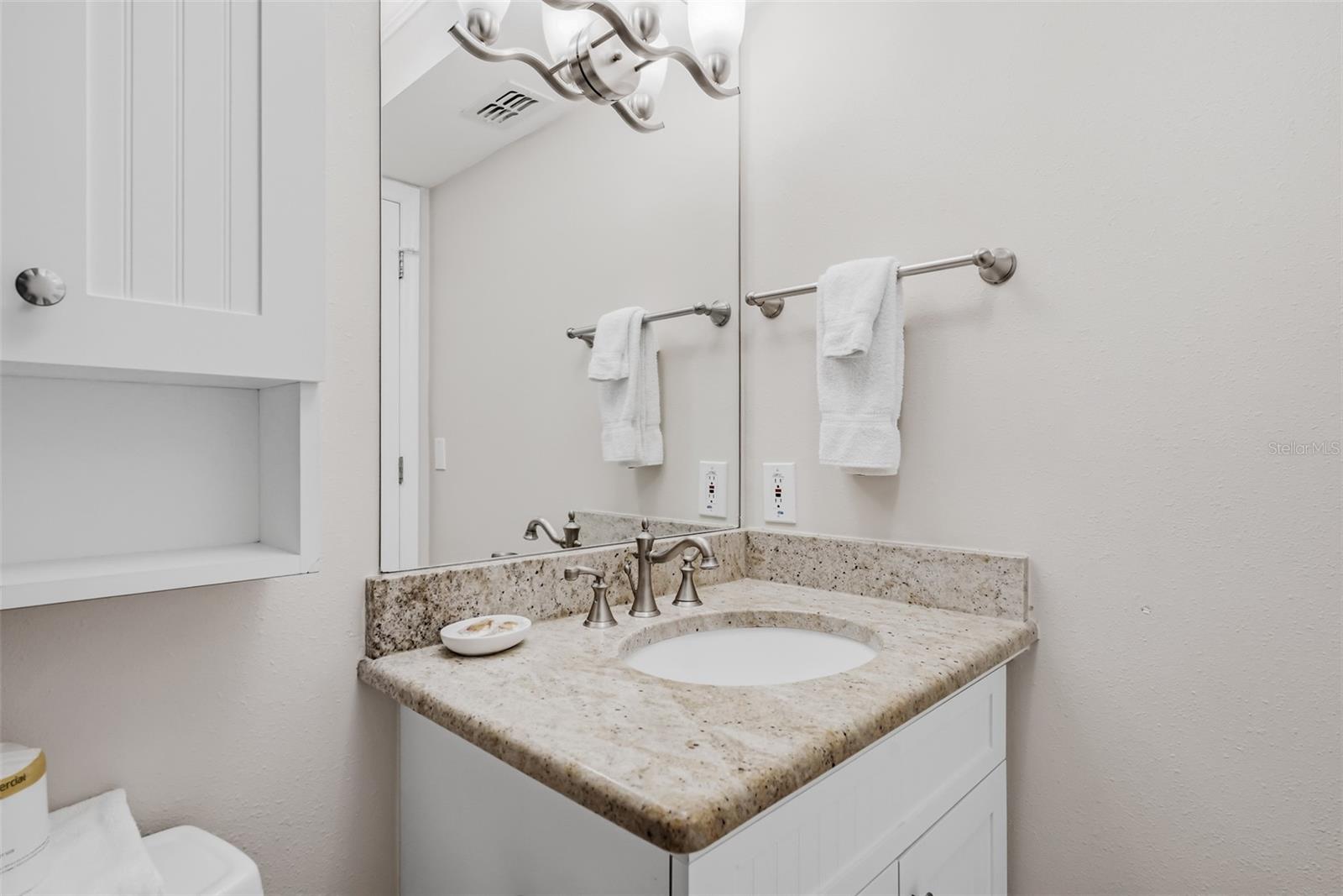 18500 Gulf Blvd #404 Property Photo 21