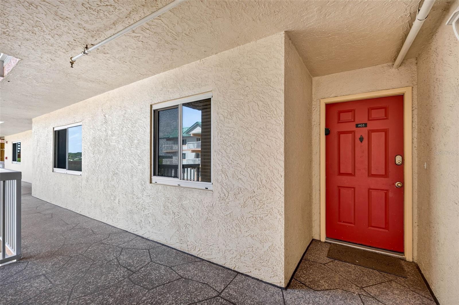 18400 Gulf Blvd #1403 Property Photo 8