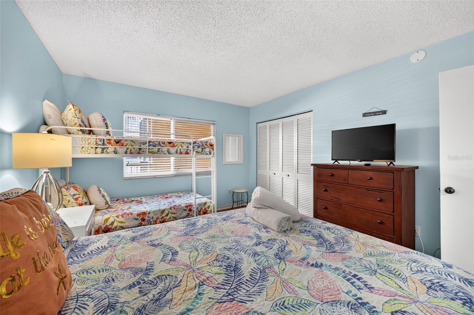 18400 Gulf Blvd #1403 Property Photo 28