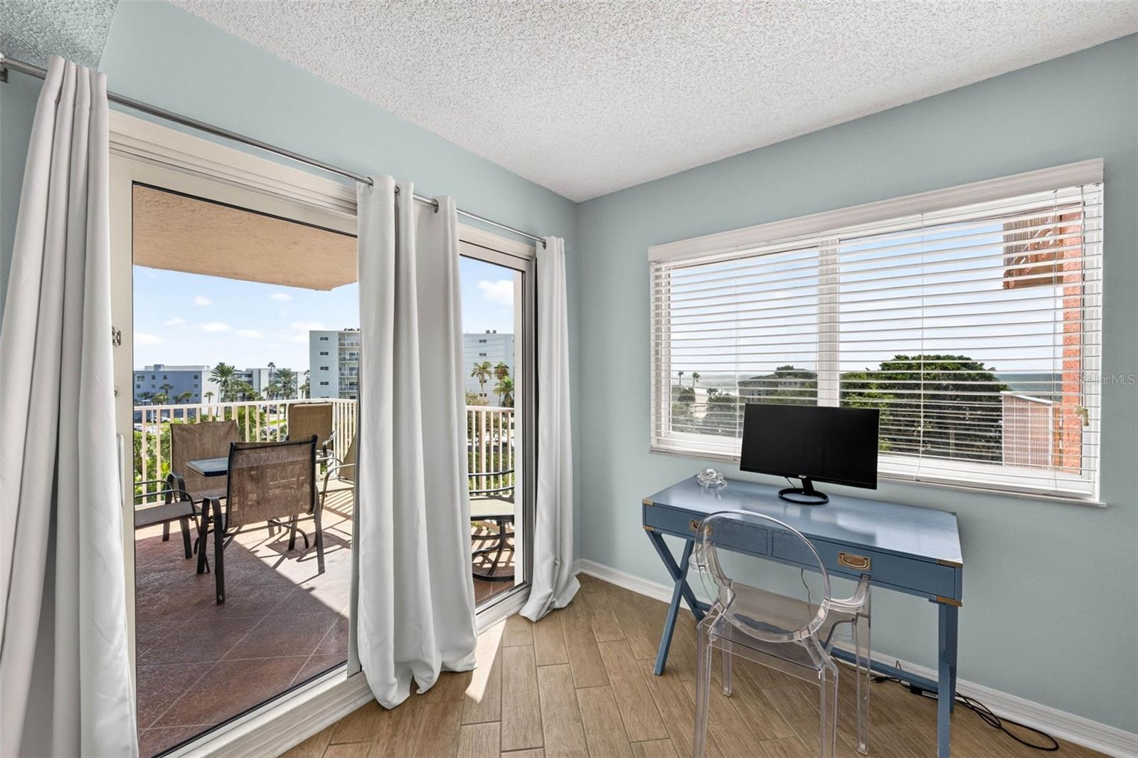 18400 Gulf Blvd #1403 Property Photo 36