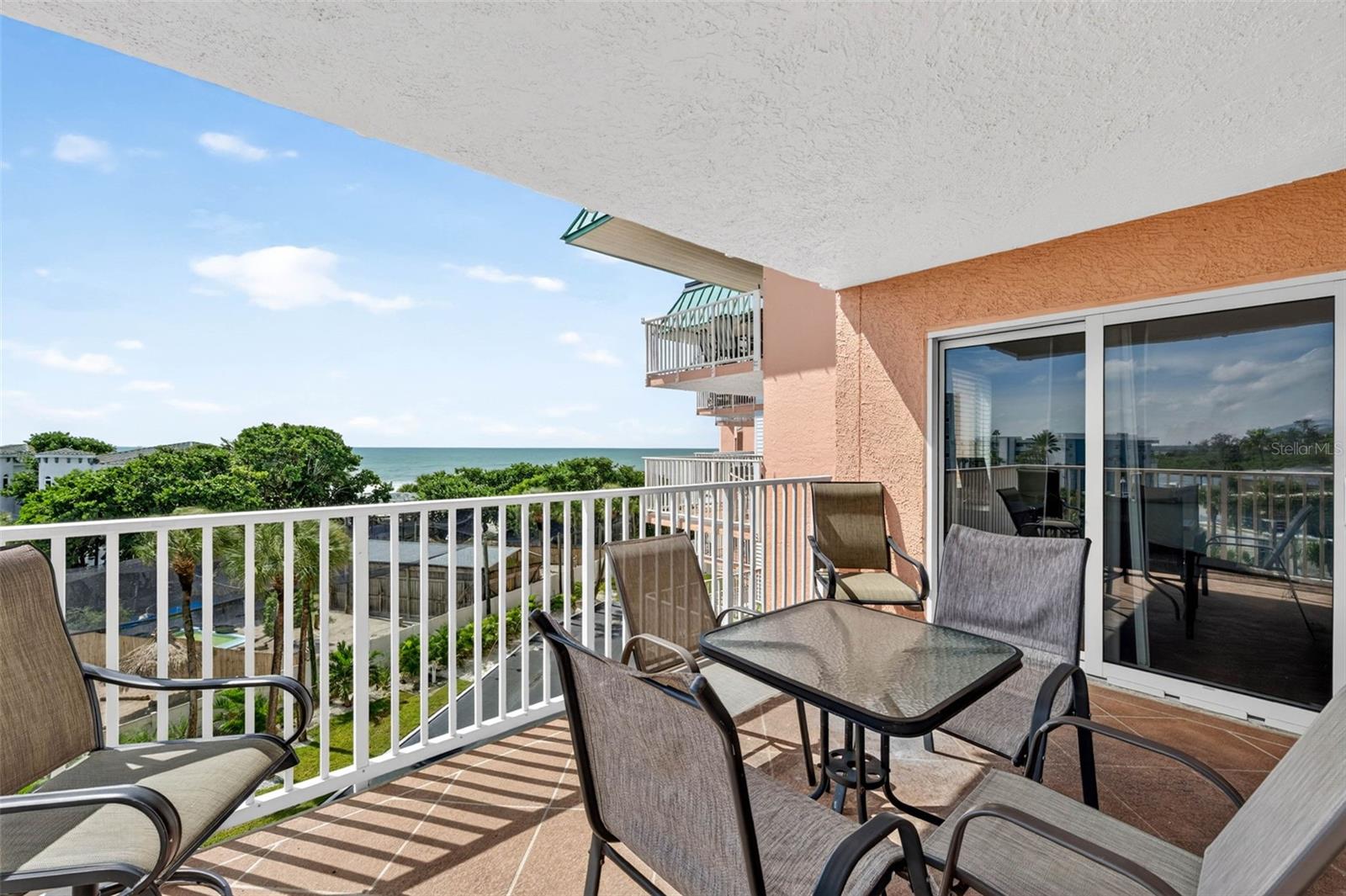 18400 Gulf Blvd #1403 Property Photo 43