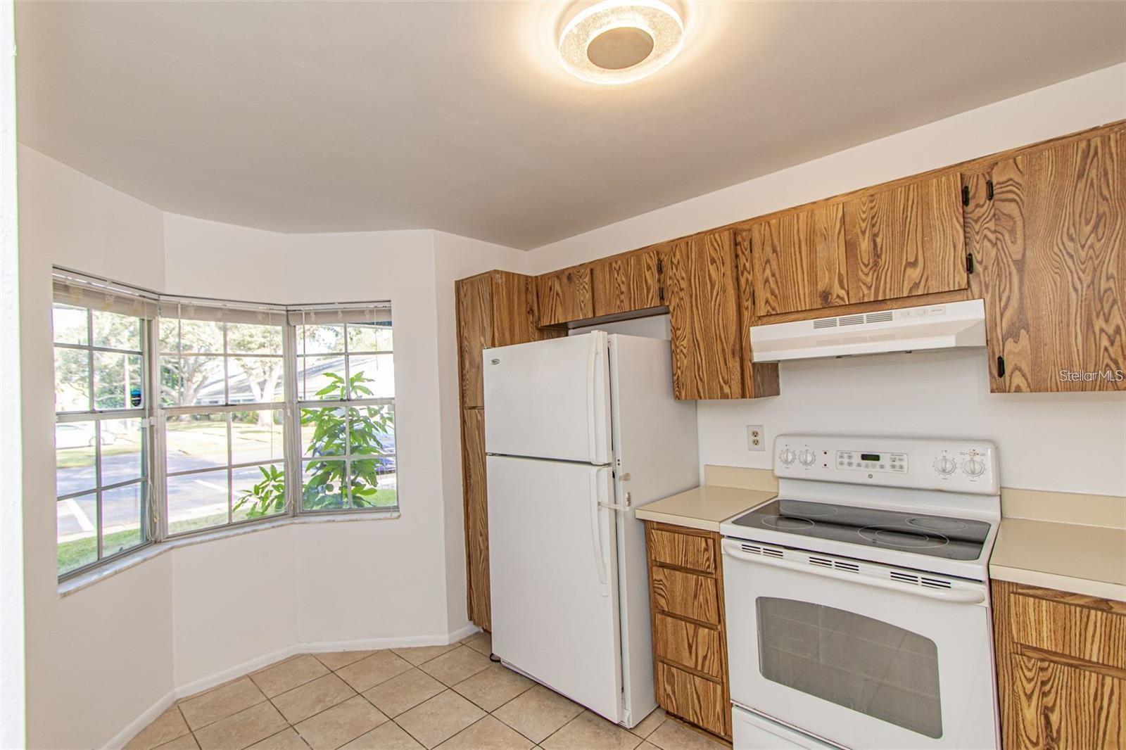 1284 Wickford St Property Photo 8