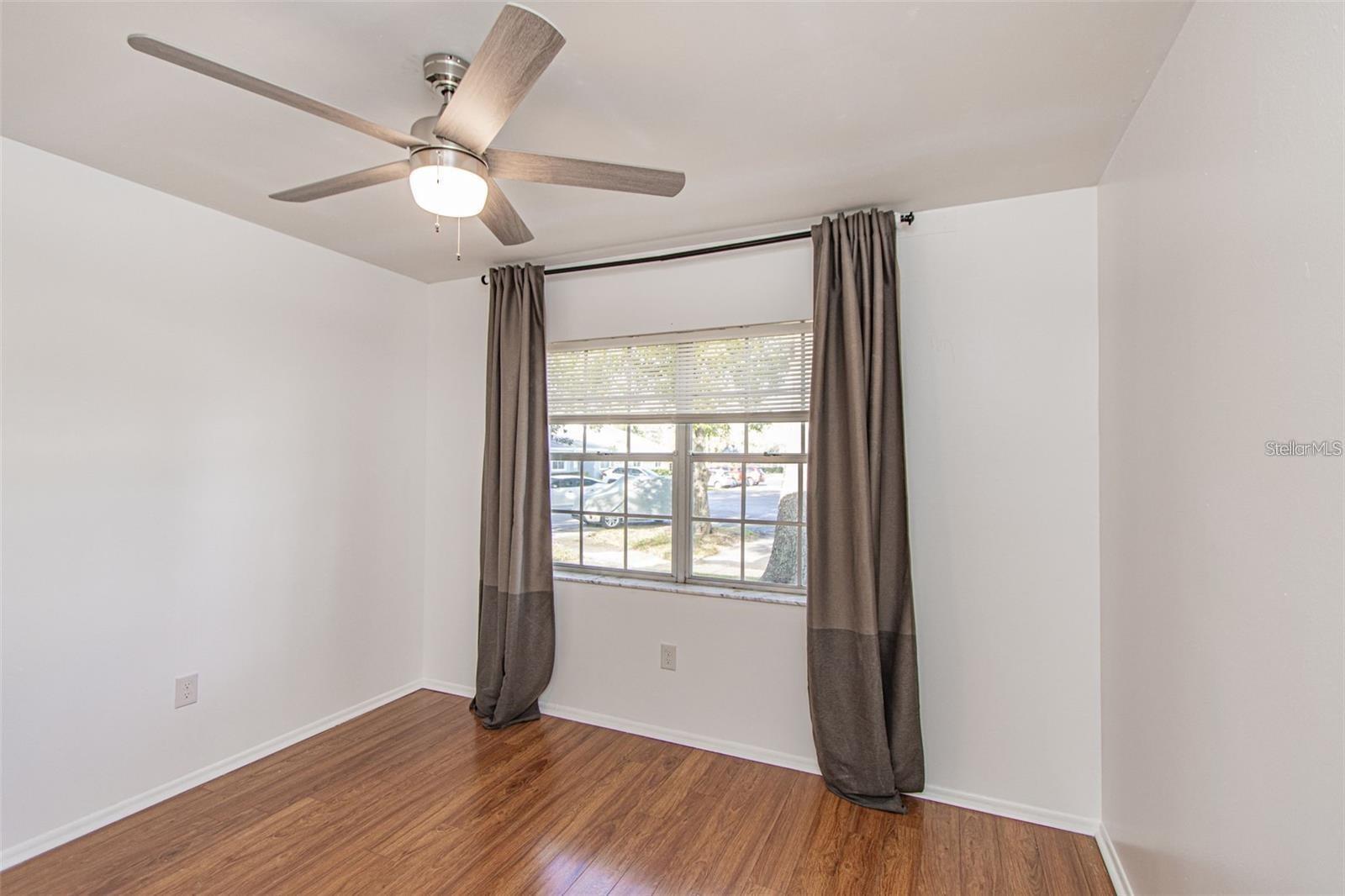 1284 Wickford St Property Photo 12
