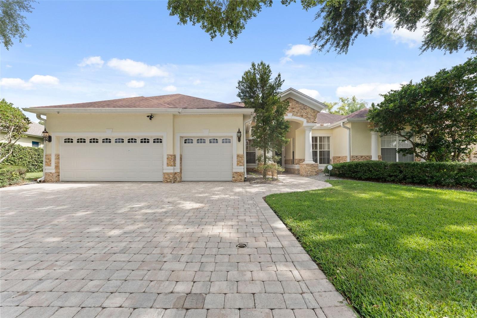 10310 Carroll Cove Pl Property Photo 1