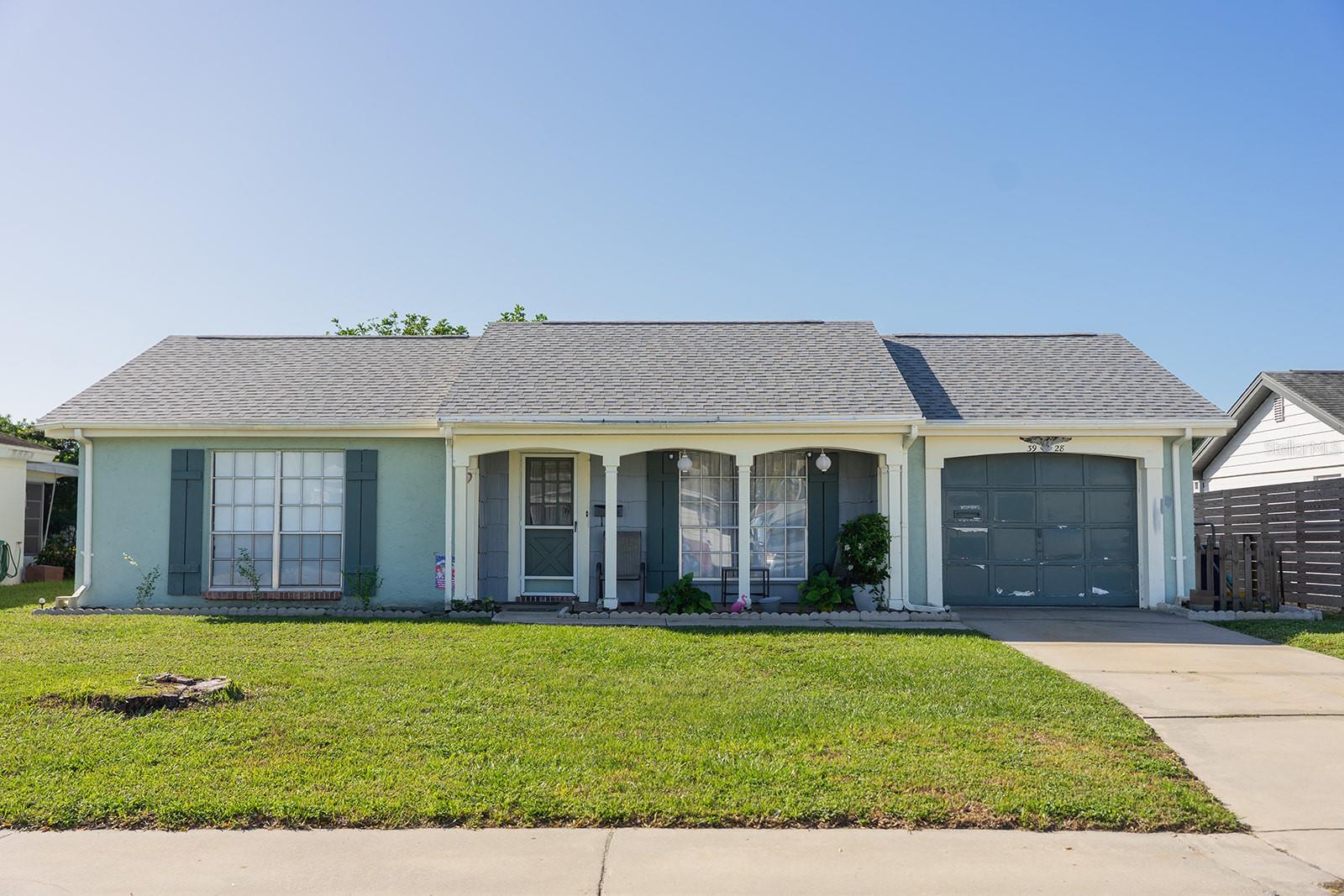 3928 GRAYTON DR Property Photo 1