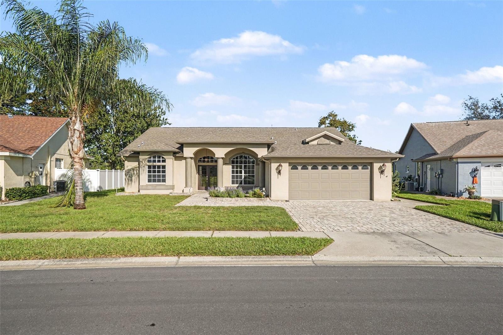 12339 ROSELAND DR Property Photo 1