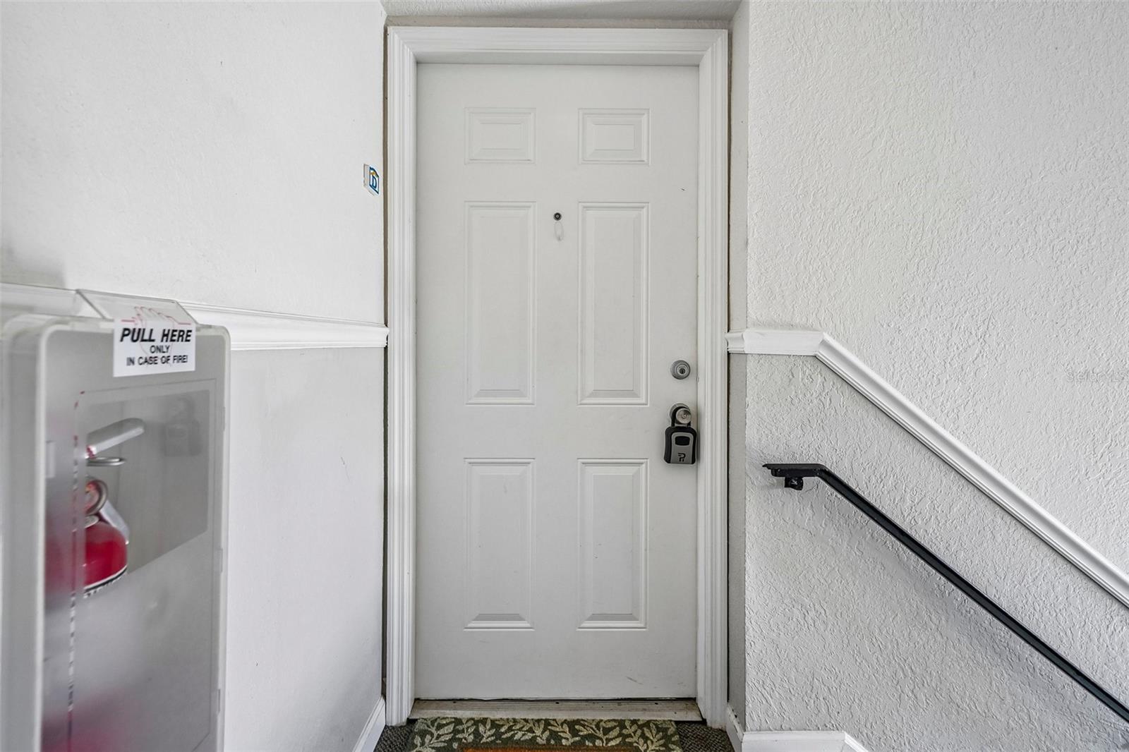 102 Pompano Dr Se #d Property Photo 4