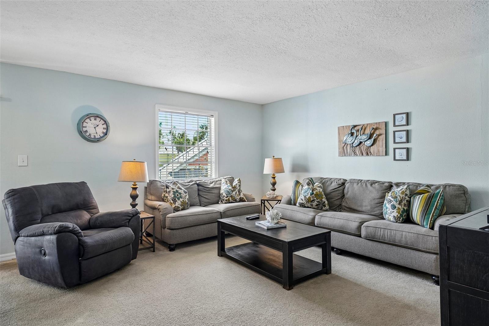 102 Pompano Dr Se #d Property Photo 8