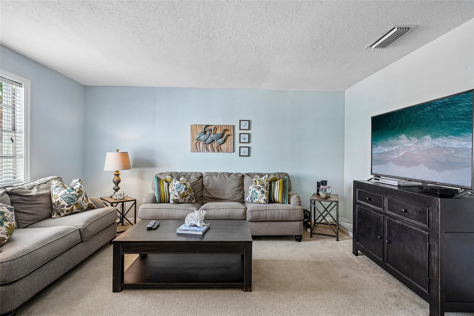 102 Pompano Dr Se #d Property Photo 9